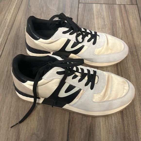 Worn once Tretorn Loyola 2 size 8.5 great condition! - Picture 6 of 8